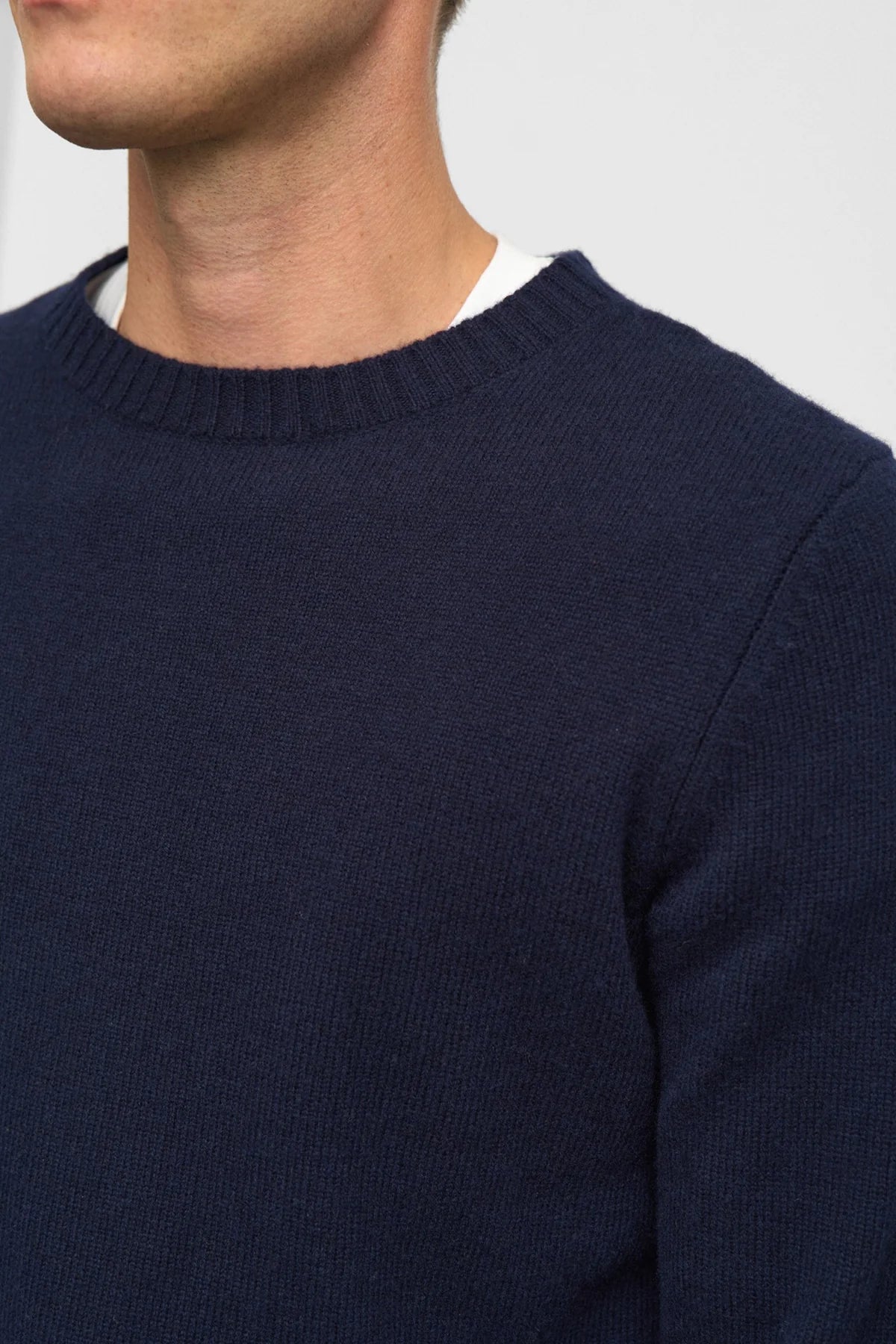 AKPETER MERINO WOOL KNIT