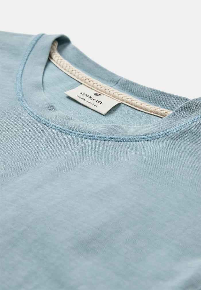 AKVILLADS S/S TEE - Azzurro