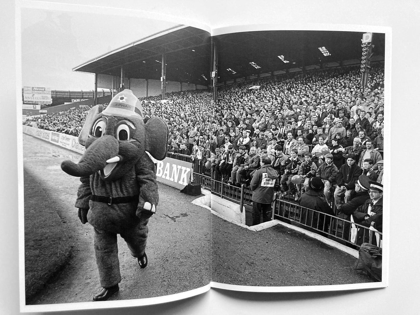 Delilah – Stoke Lads 1990-92 | Tony Davis