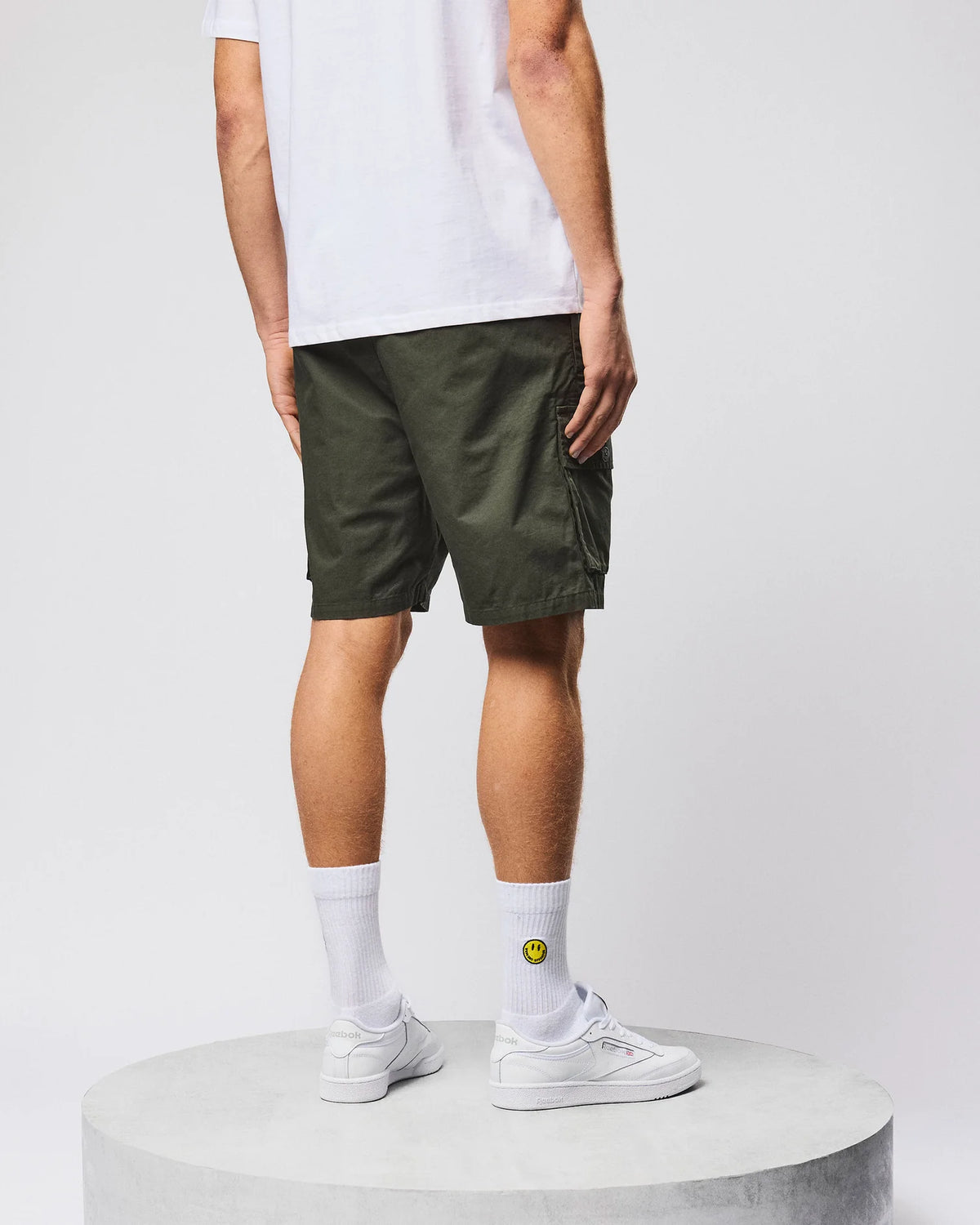 Weekend Offender Scopello Cargo Shorts Uomo - Black | Streetwear Terrace