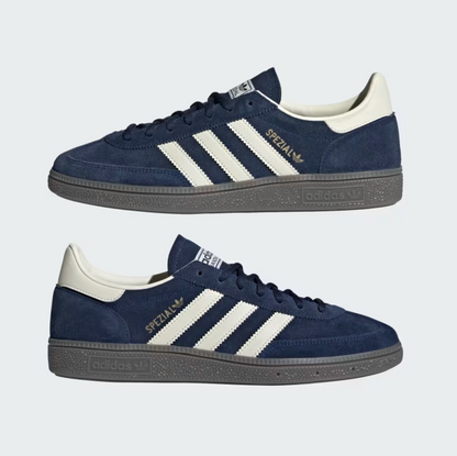 Adidas Handball Spezial Navy Blue - vista dall'alto soletta adidas Trefoil