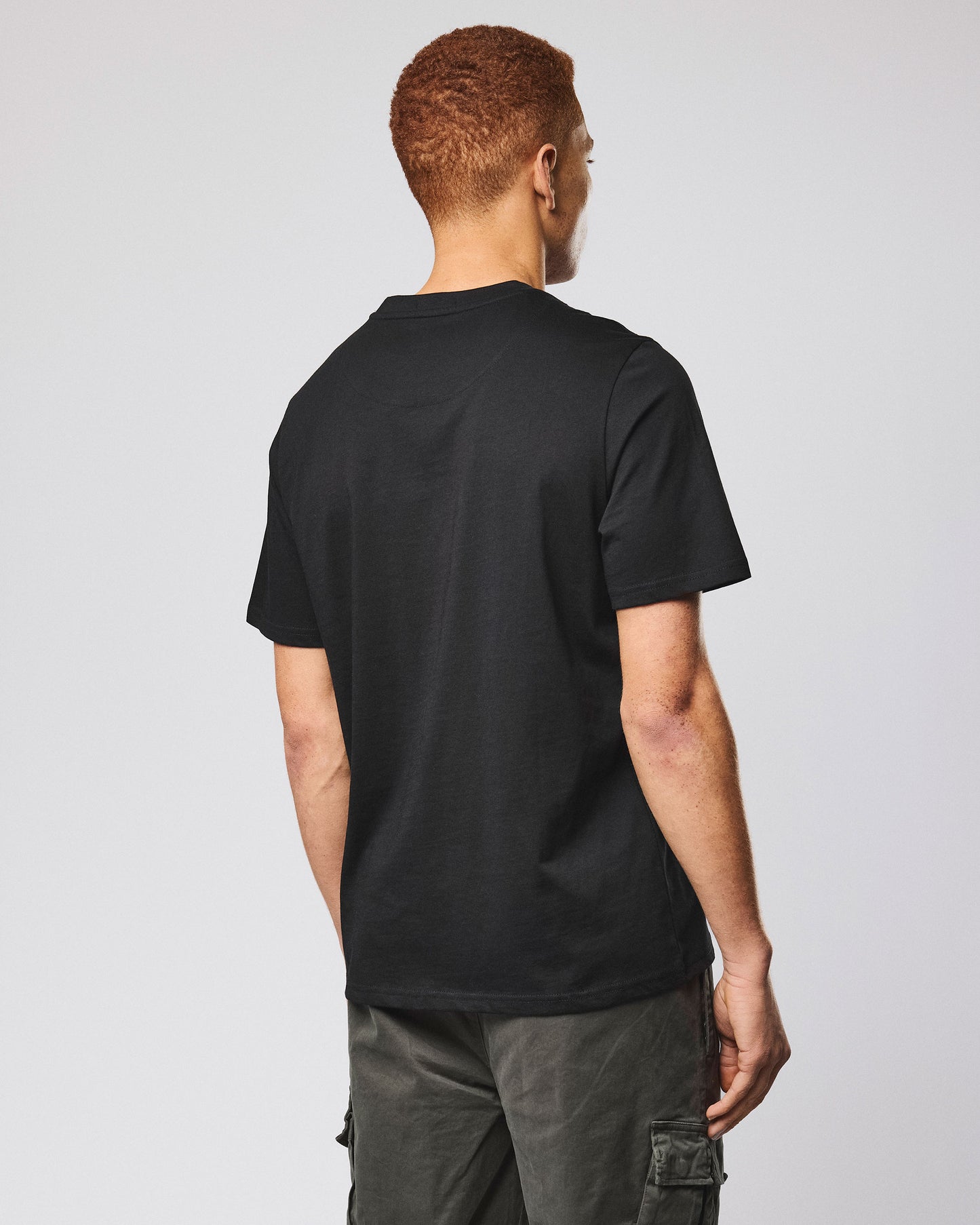 Weekend Offender Brooklands T-Shirt Uomo - Black | Streetwear Terrace